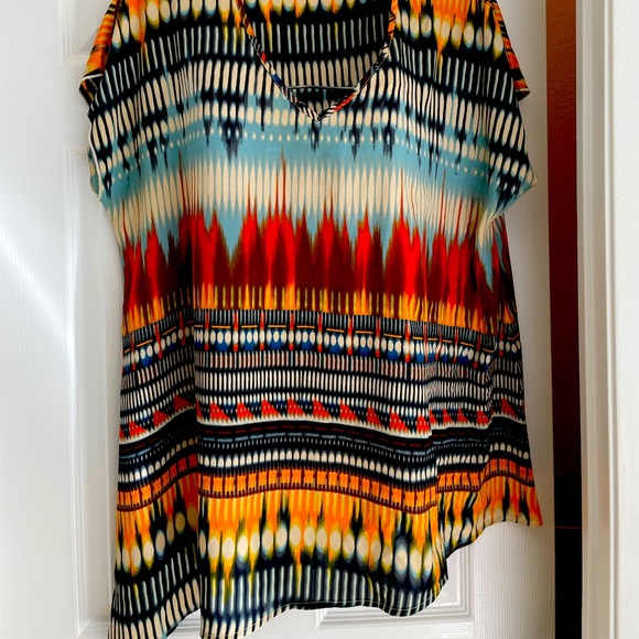 Off the shoulder BOHO CHIC Boatneck top with asymmetrical hem - Picture 1 of 8